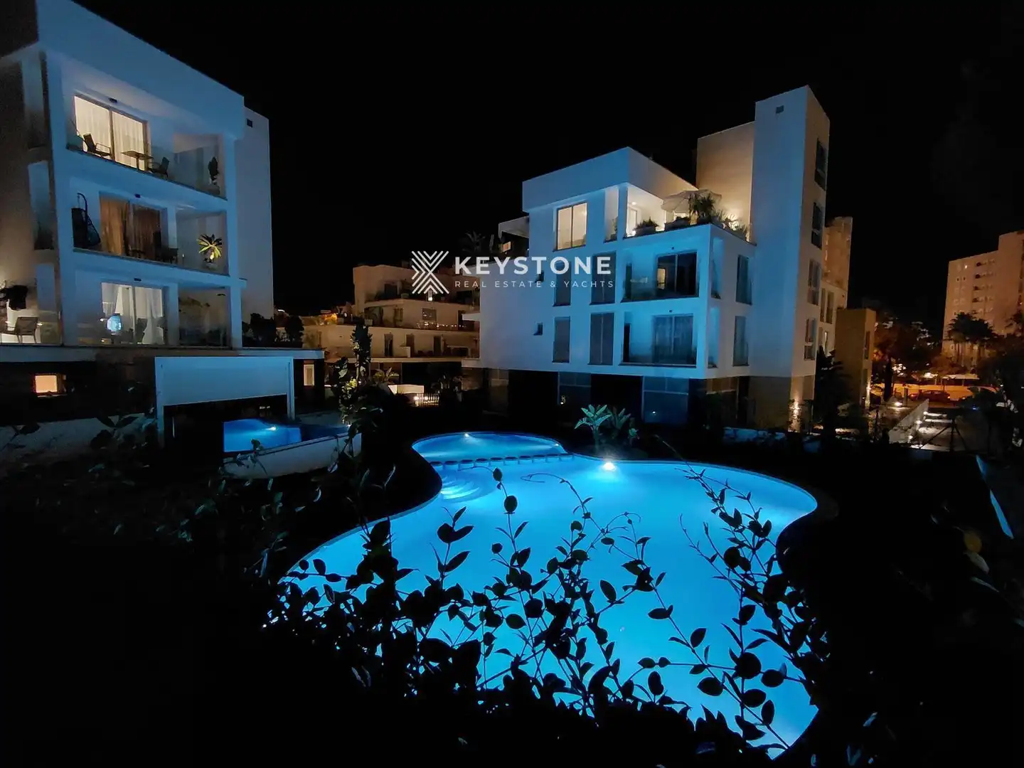 Swimming pool of Flat for sale in Calvià  with Air Conditioner, Terrace and Swimming Pool