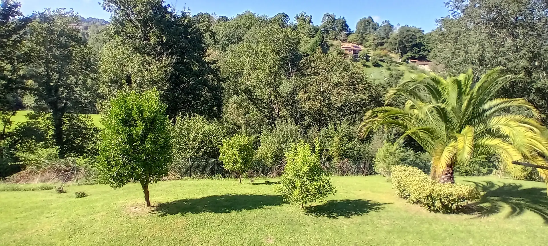 Casa o xalet en venda en Parres amb Calefacció, Jardí privat i Parquet