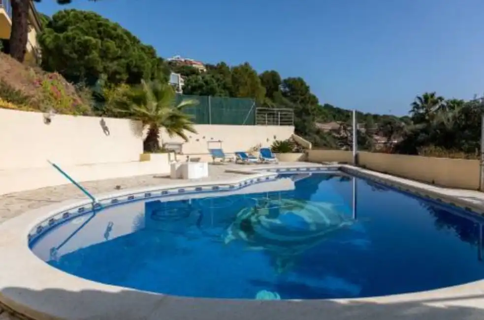 Casa con piscina in vendita a Roca Grossa, imagen 2