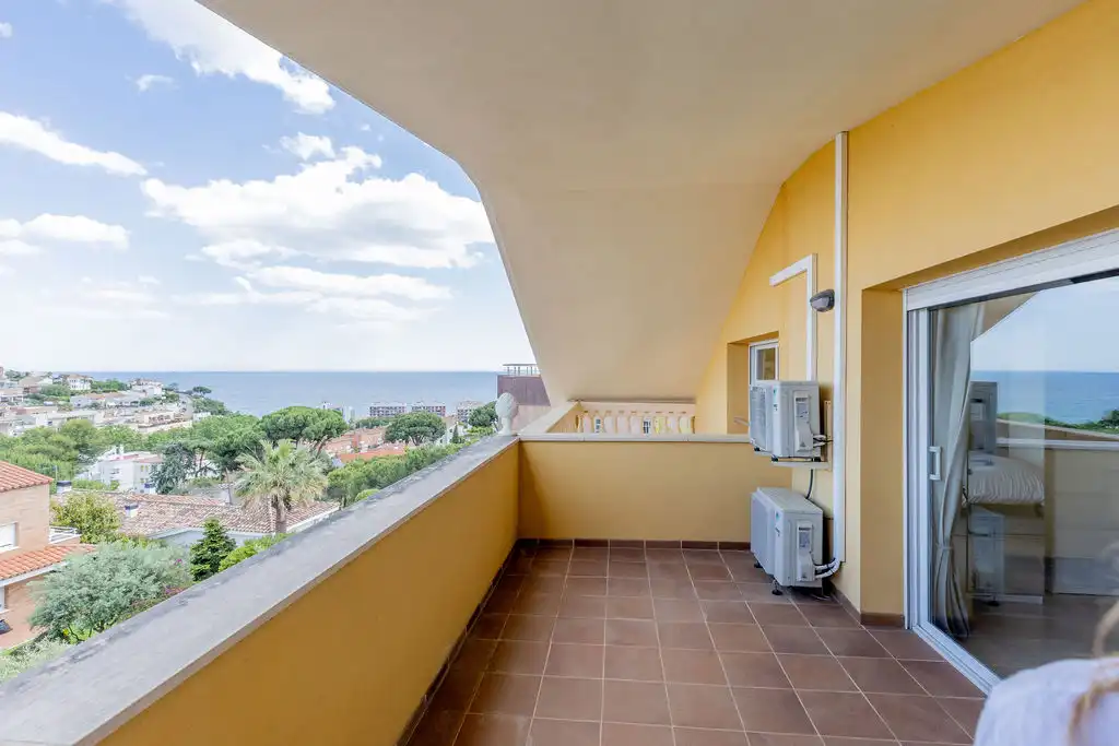 Casa amb piscina en venda a Canet de Mar, imagen 19