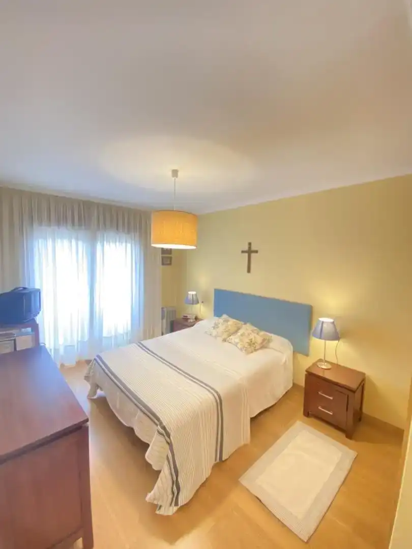 Bedroom of Flat for sale in Sanxenxo  with Balcony