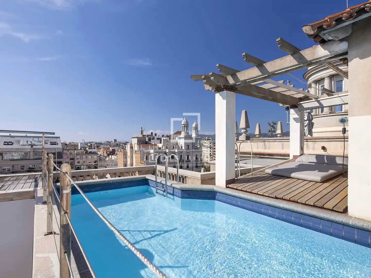 Àtic amb piscina en venda a Eixample, imagen 2