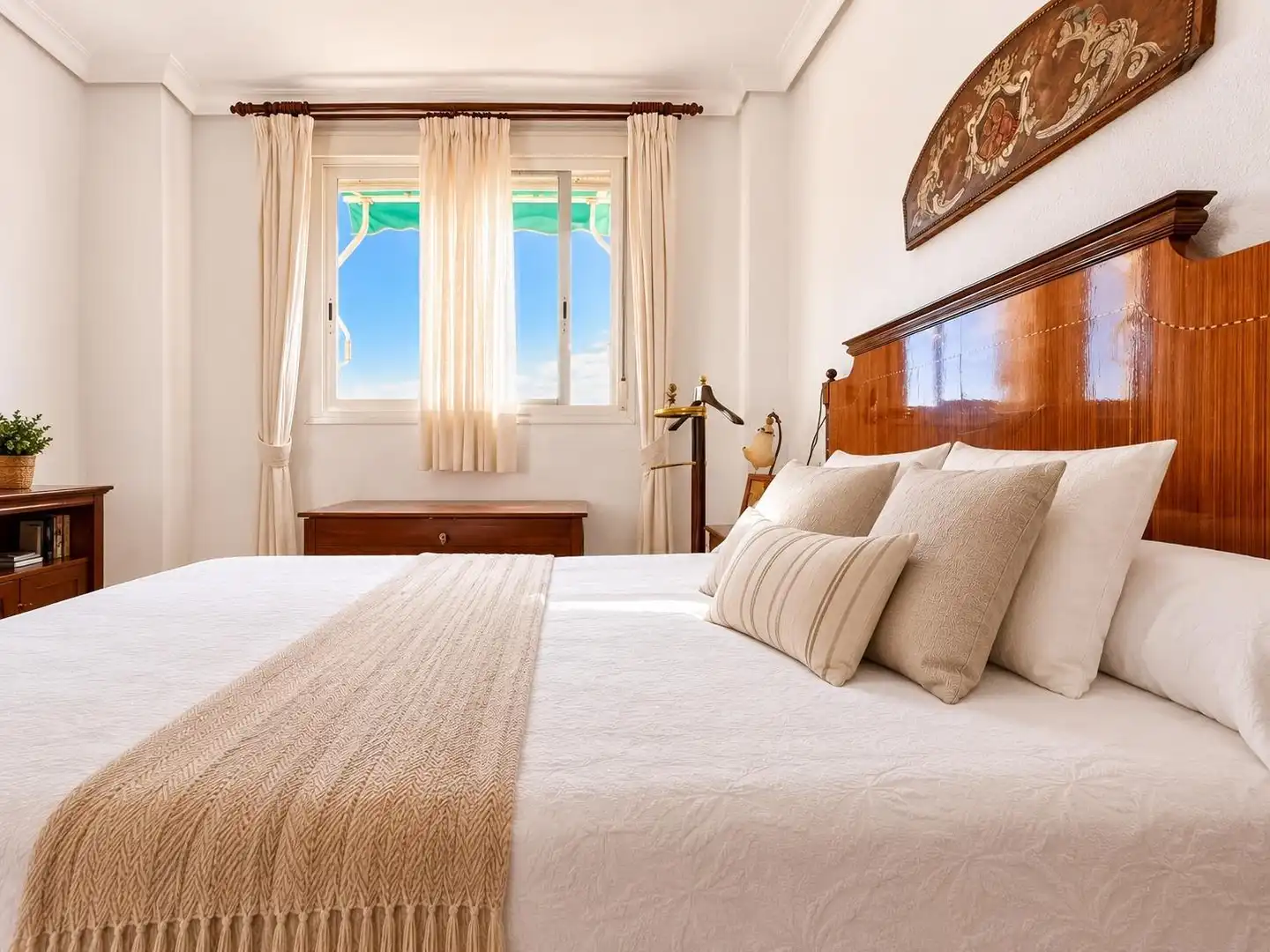Schlafzimmer von Wohnung zum Verkauf in Córdoba mit Heizung, Privatgarten und Terrasse