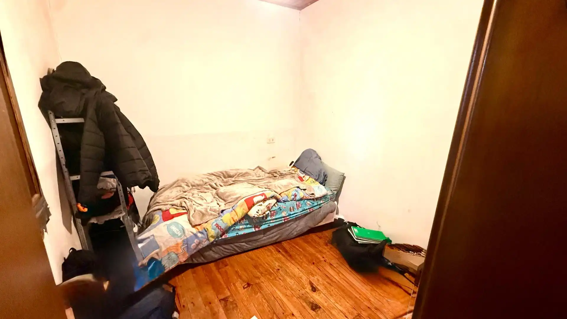 Dormitori de Casa o xalet en venda en A Arnoia amb Jardí privat i Moblat