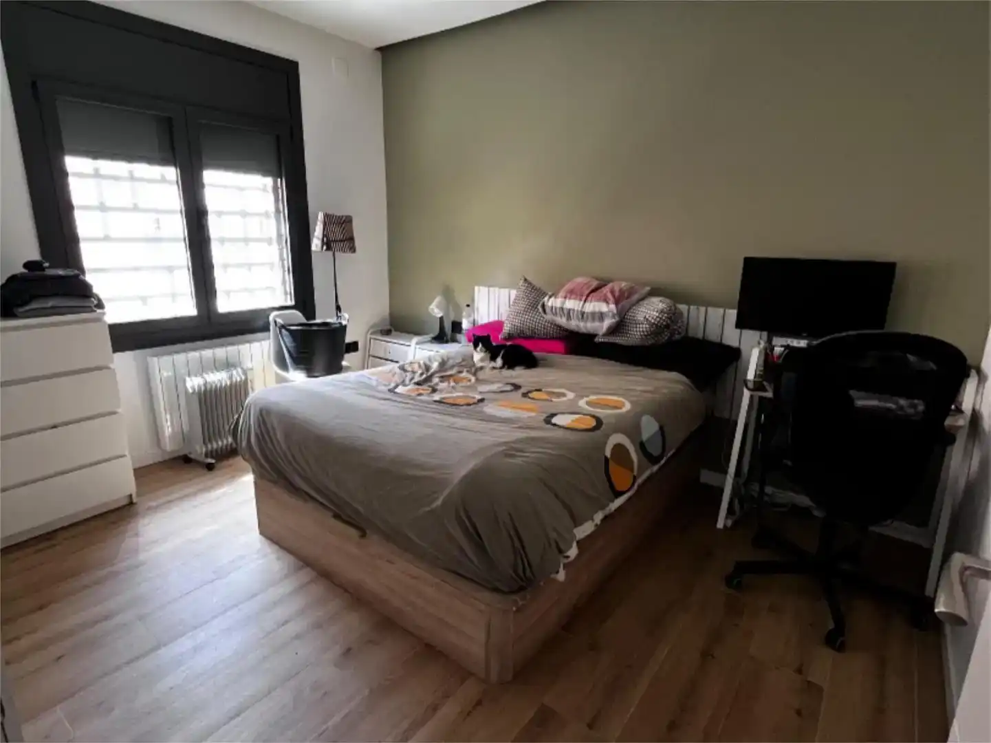 Habitación de Planta baja en venta en Rubí con Aire acondicionado