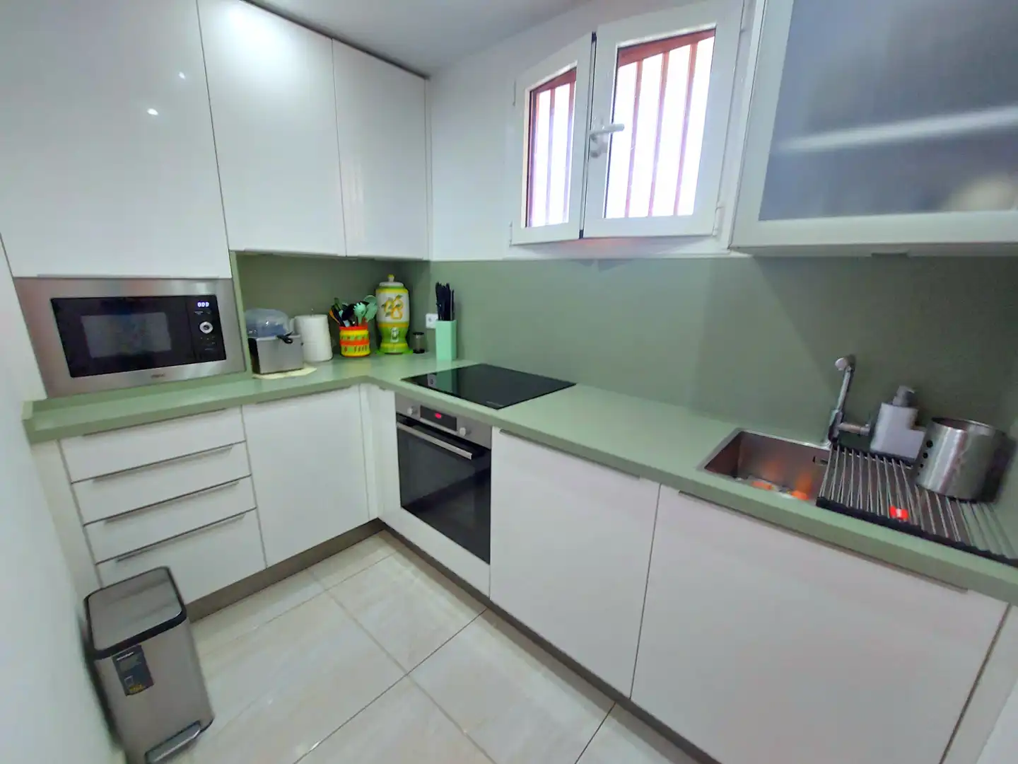 Cocina de Apartamento de alquiler en San Bartolomé de Tirajana con Aire acondicionado, Amueblado y Lavadora