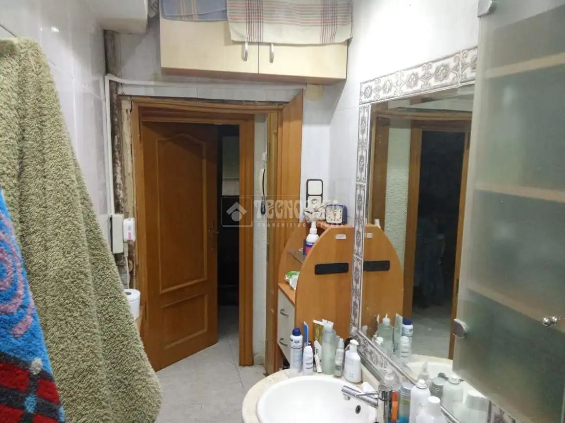 Flat for sale in Zaragoza  with Air Conditioner, Heating and Alarm