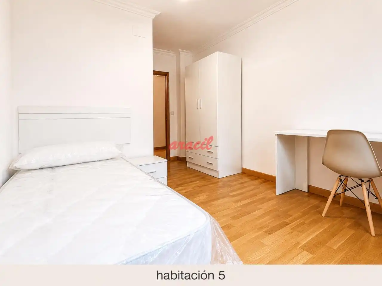 Schlafzimmer von Wohnung zur untervermieten in Ourense Capital  mit Heizung und Möbliert