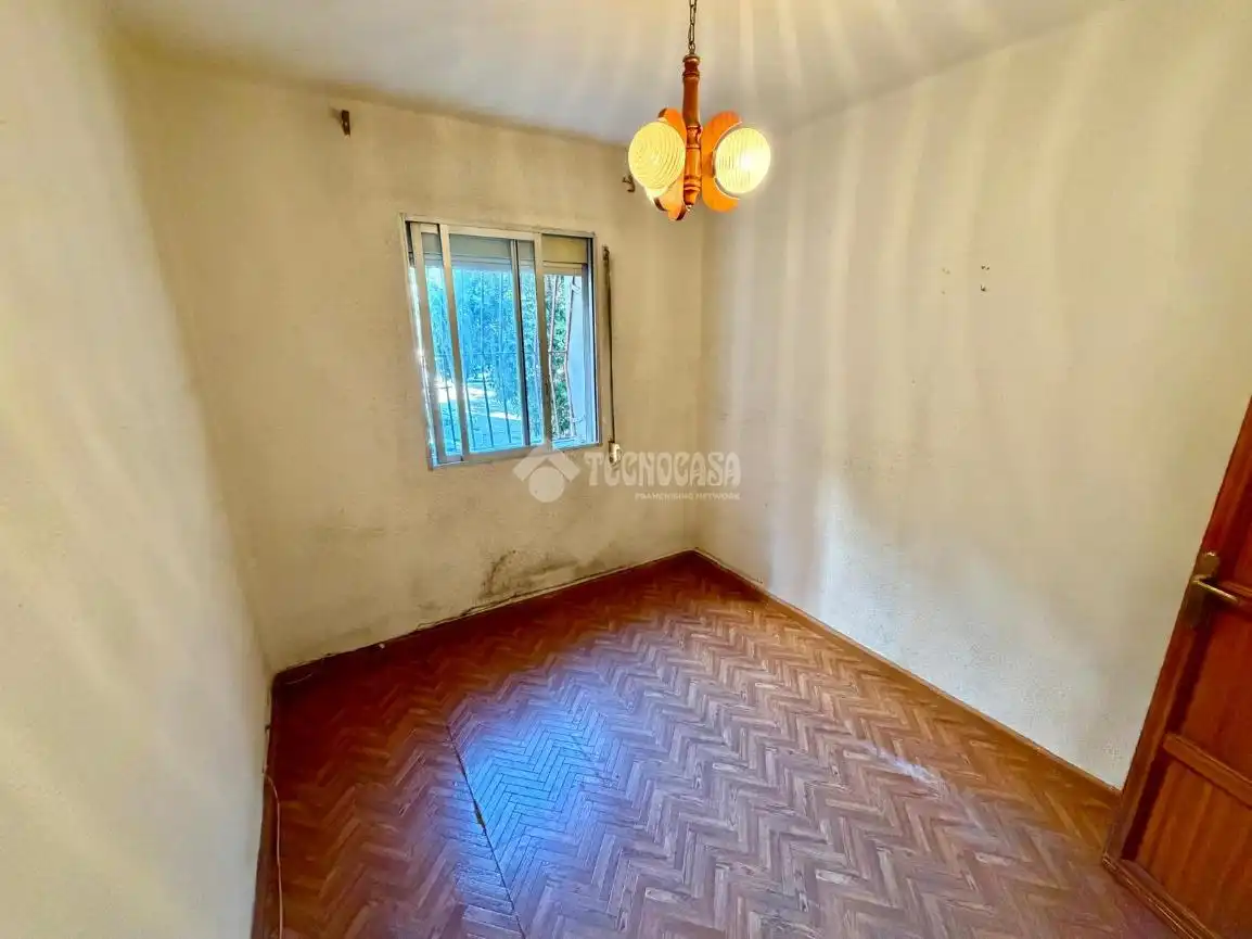 Bedroom of Flat for sale in Madrid