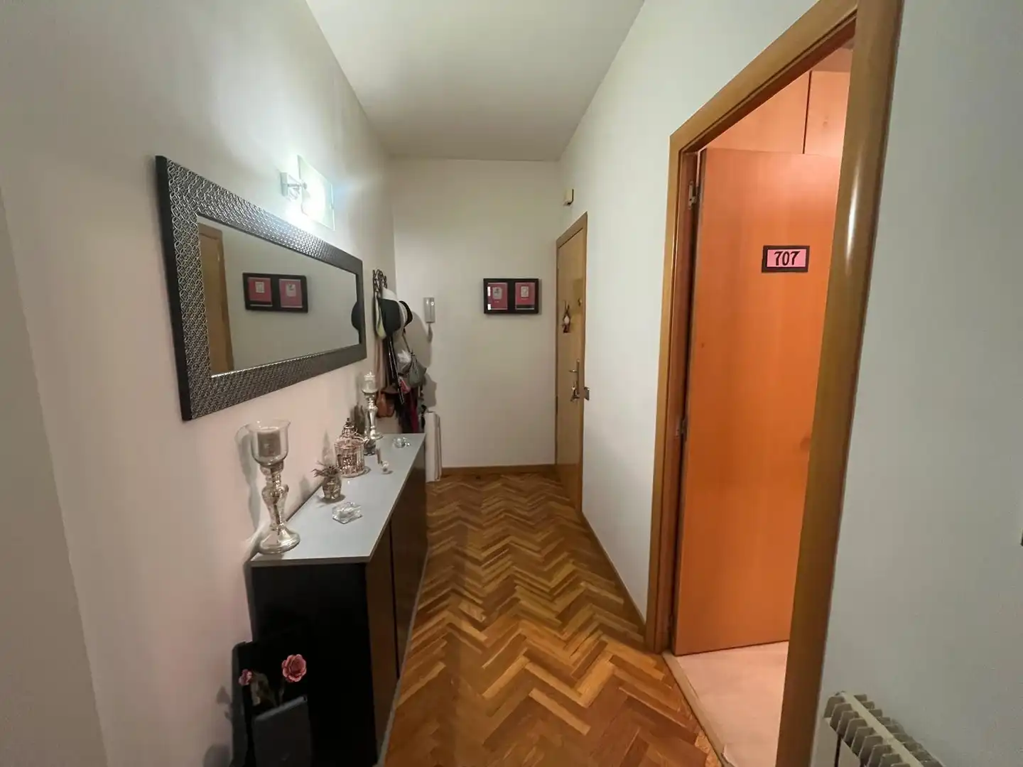 Wohnung zum Verkauf in Barcelona mit Klimaanlage und Heizung