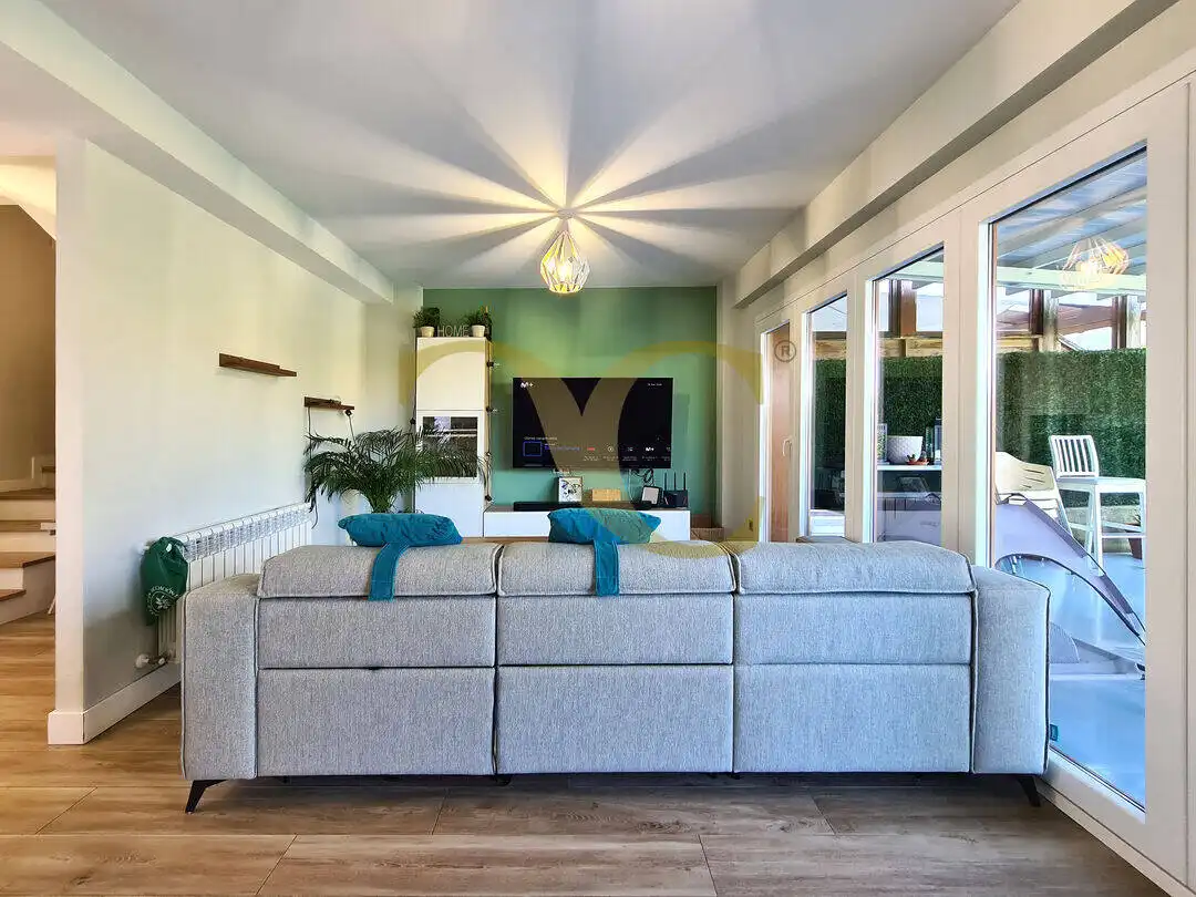 Detached house with garden for sale in Camino de la Belga, imagen 7