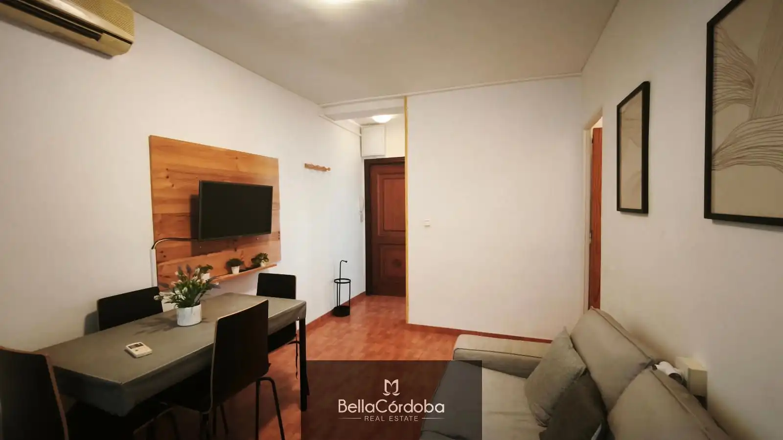 Living room of Flat for rent in Córdoba  with Air Conditioner, Heating and Terrace