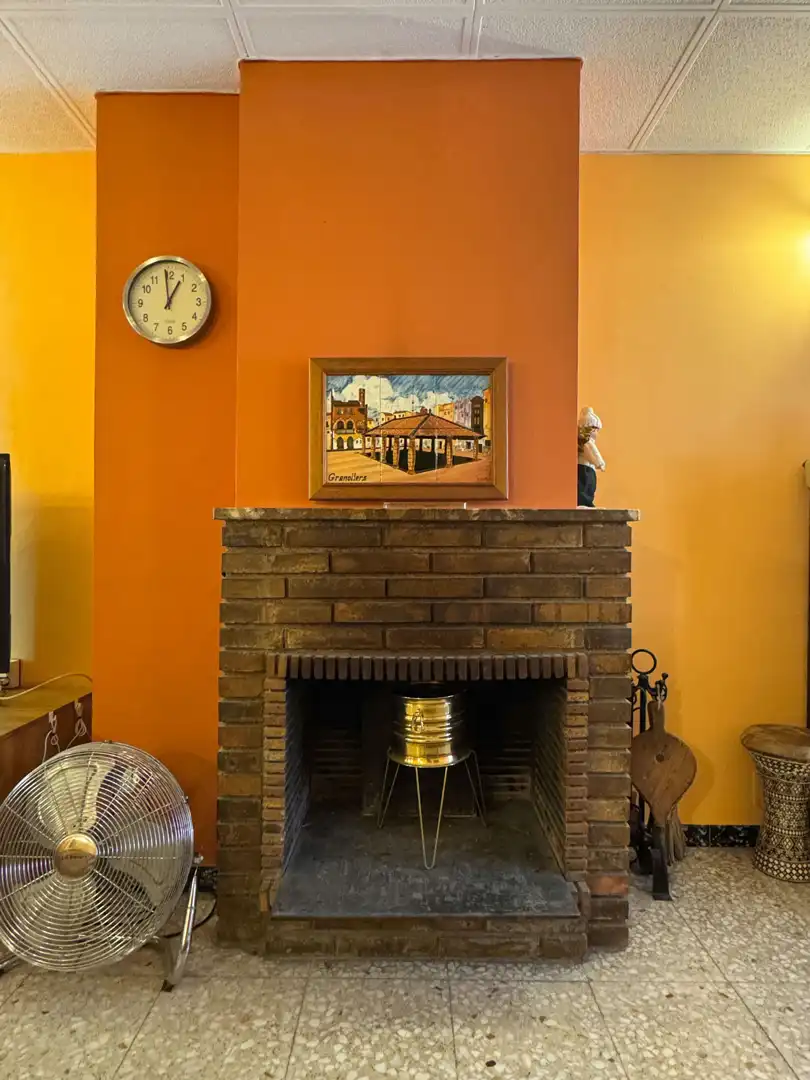 Sala d'estar de Casa o xalet en venda en Maella amb Moblat, Forn i Rentadora