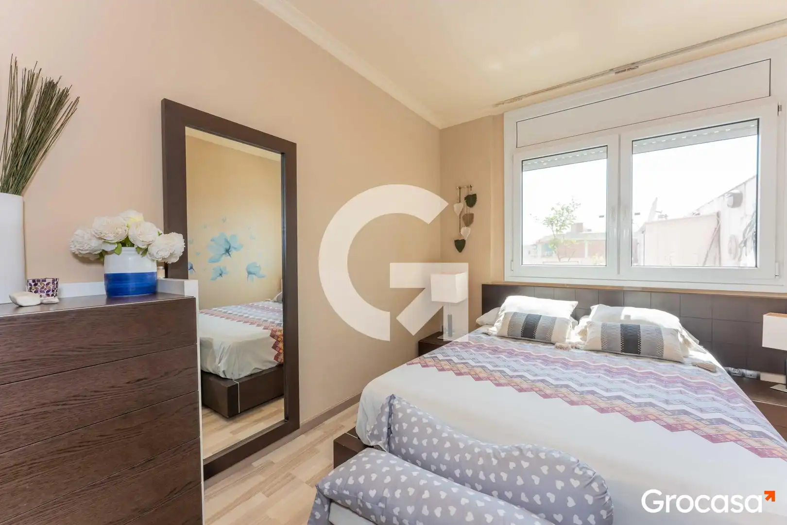 Habitación de Piso en venta en Cornellà de Llobregat con Aire acondicionado, Calefacción y Terraza