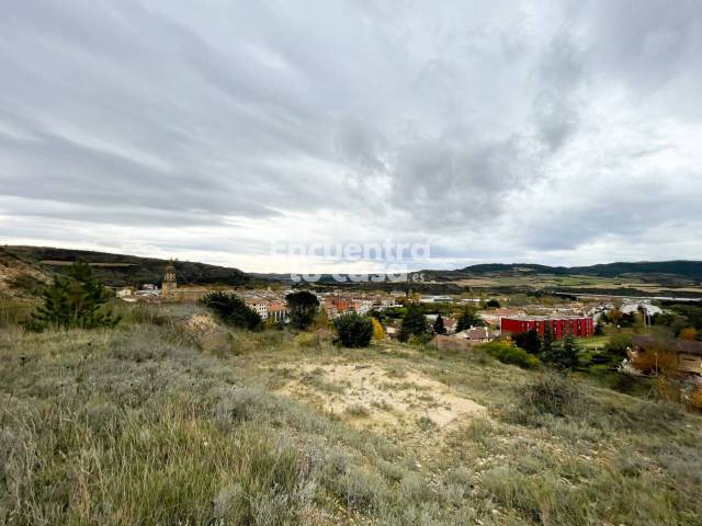 Terreno residencial en Venta en Zabaltzagain en Puente la Reina / Gares