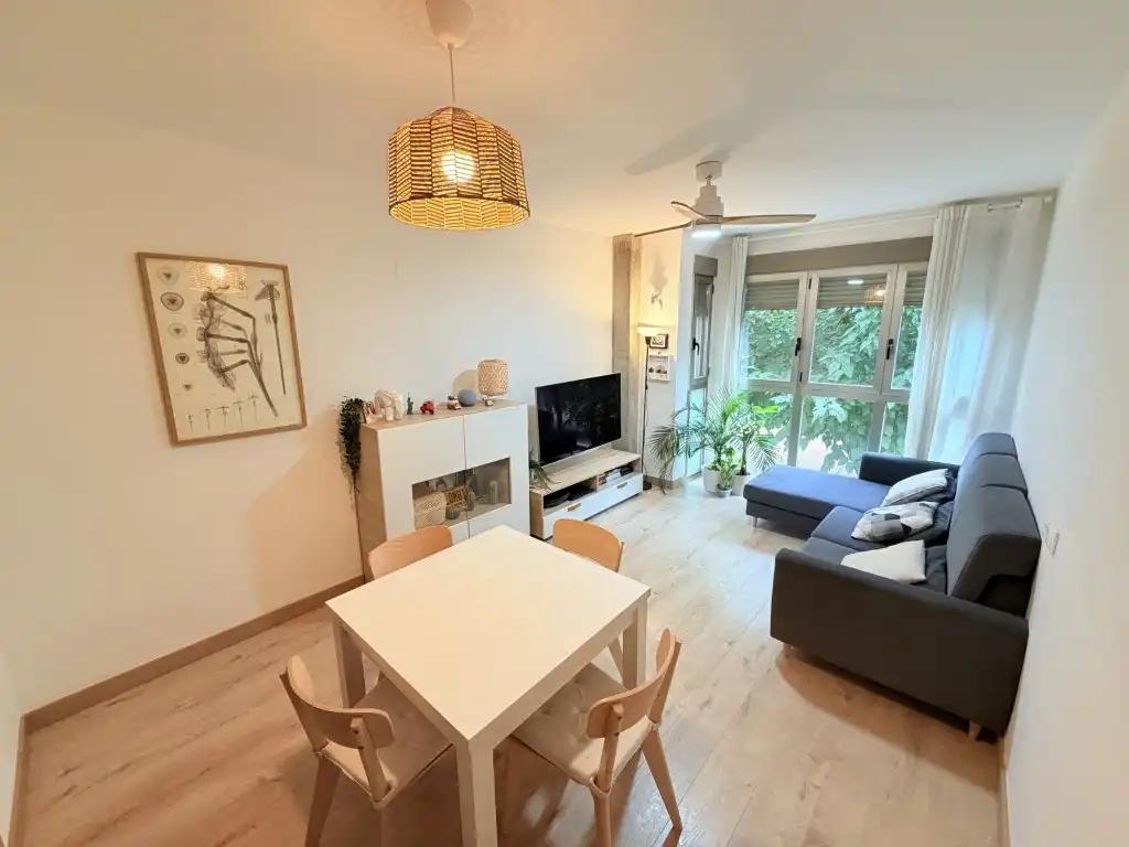 Piso con ascensor en venta en Plaza Austria