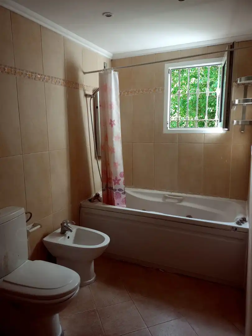 Baño de Casa o chalet en venta en Torremolinos con Aire acondicionado, Calefacción y Jardín privado