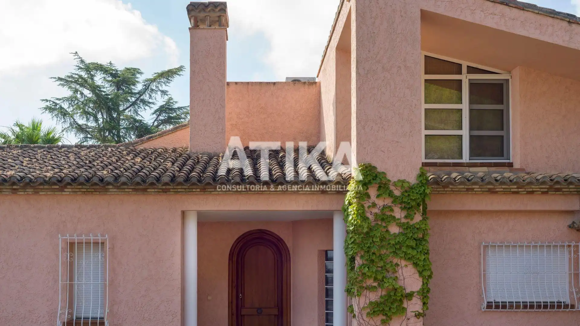 Vista exterior de Casa o chalet en venta en Ontinyent con Calefacción, Terraza y Piscina