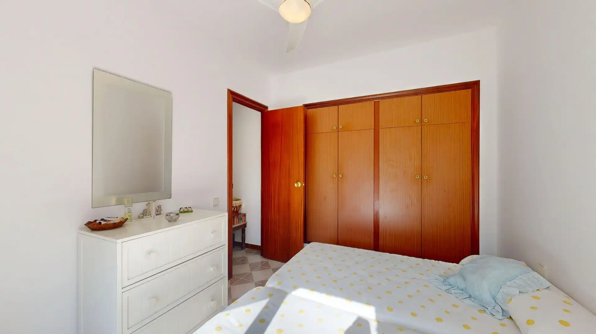 Schlafzimmer von Haus oder Chalet zum Verkauf in Chiva mit Privatgarten und Abstellraum