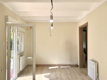 Appartamento con balcone in vendita a Bastareny