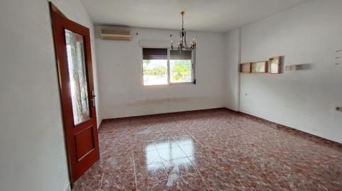 Foto 3 de Casa adosada en venta en C/ Vicent Andrés Estelles, Canals, Valencia
