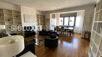 Sala d'estar de Pis de lloguer en  Barcelona Capital amb Aire condicionat, Calefacció i Moblat