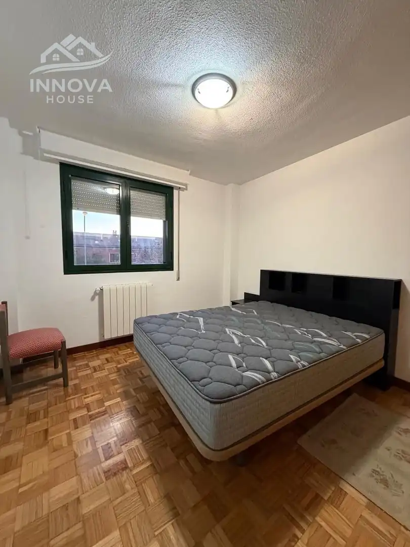 Flat for rent in Avenida Vicente Aleixandre, Sector Plaza de Toros