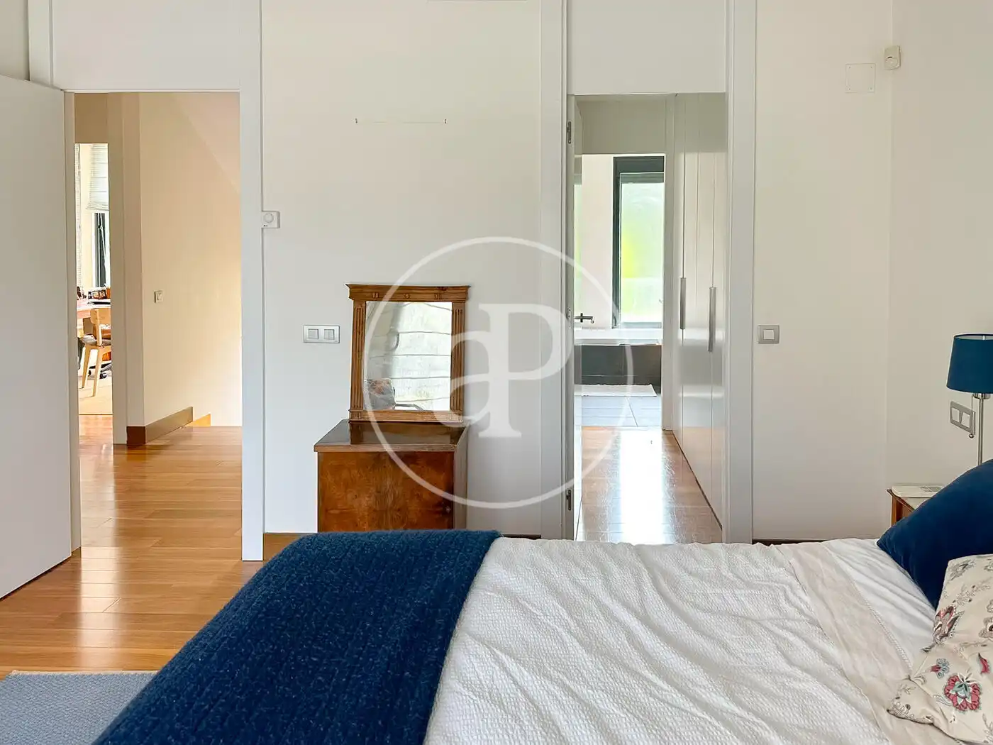 Semi-detached house with pool for sale in Casco Antiguo, imagen 10