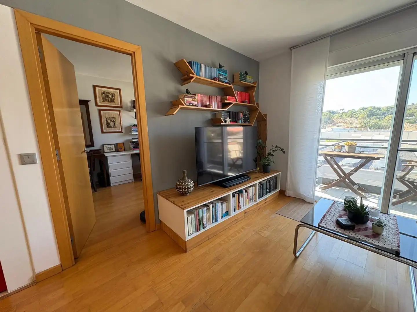 Living room of Flat for sale in Tarragona  with Air Conditioner, Heating and Parquet flooring