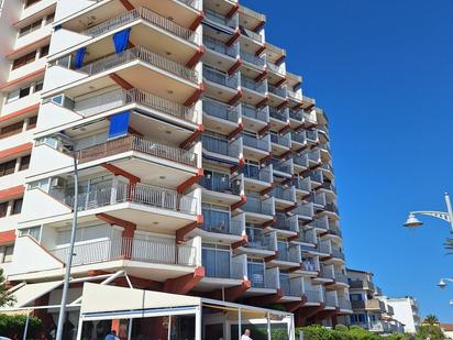 Vista exterior de Apartament en venda en El Vendrell amb Aire condicionat i Terrassa