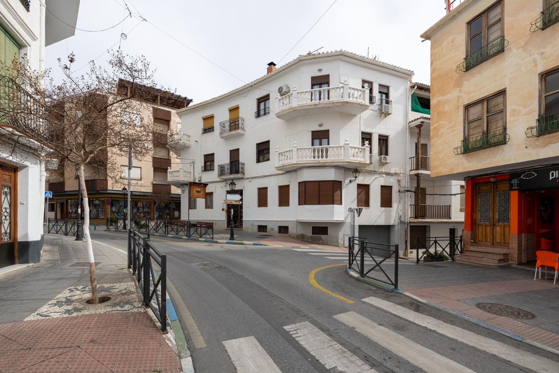 Vista exterior de Pis en venda en Lanjarón amb Traster