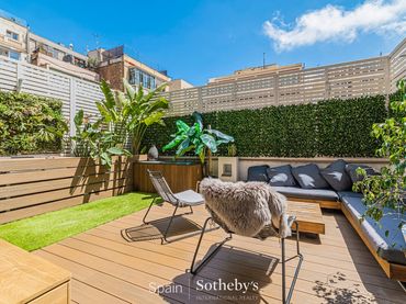 Apartament amb jardí en venda a Carrer d'Aragó