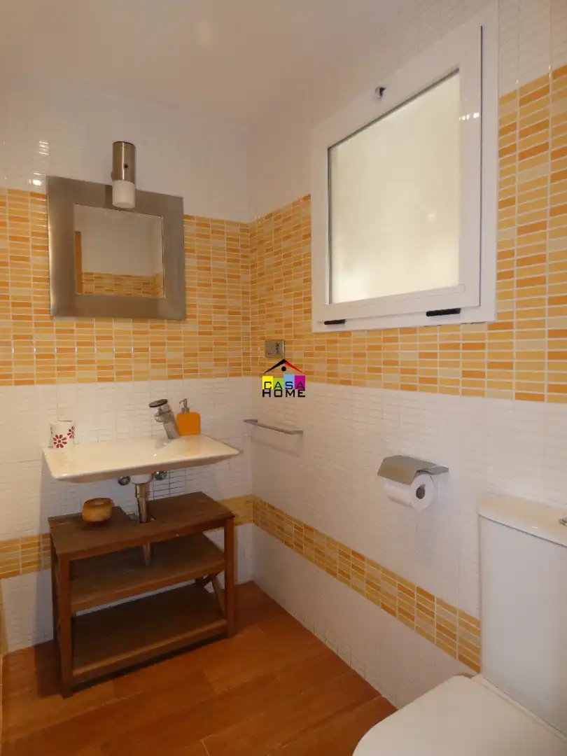Baño de Piso en venta en Castellón de la Plana / Castelló de la Plana con Aire acondicionado, Calefacción y Terraza