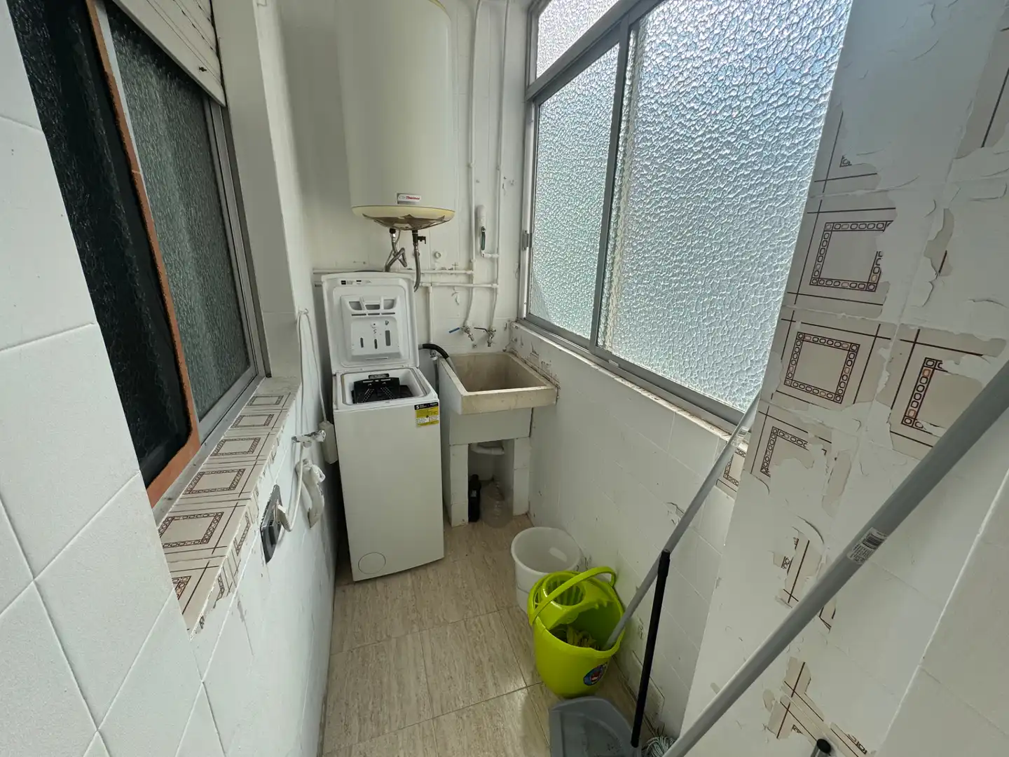 Cocina de Ático en venta en Jaén con Aire acondicionado, Terraza y Amueblado