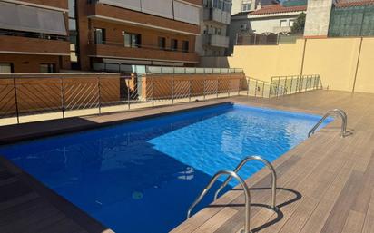 Piscina de Pis en venda en Ripollet amb Aire condicionat, Terrassa i Piscina