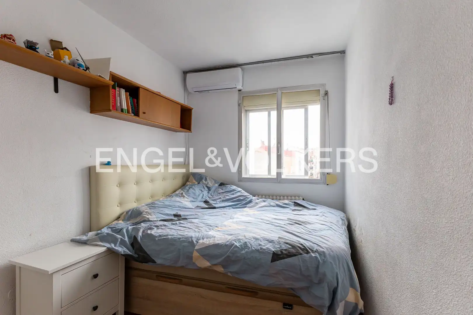 Schlafzimmer von Maisonette zum Verkauf in Madrid mit Klimaanlage, Heizung und Parkett