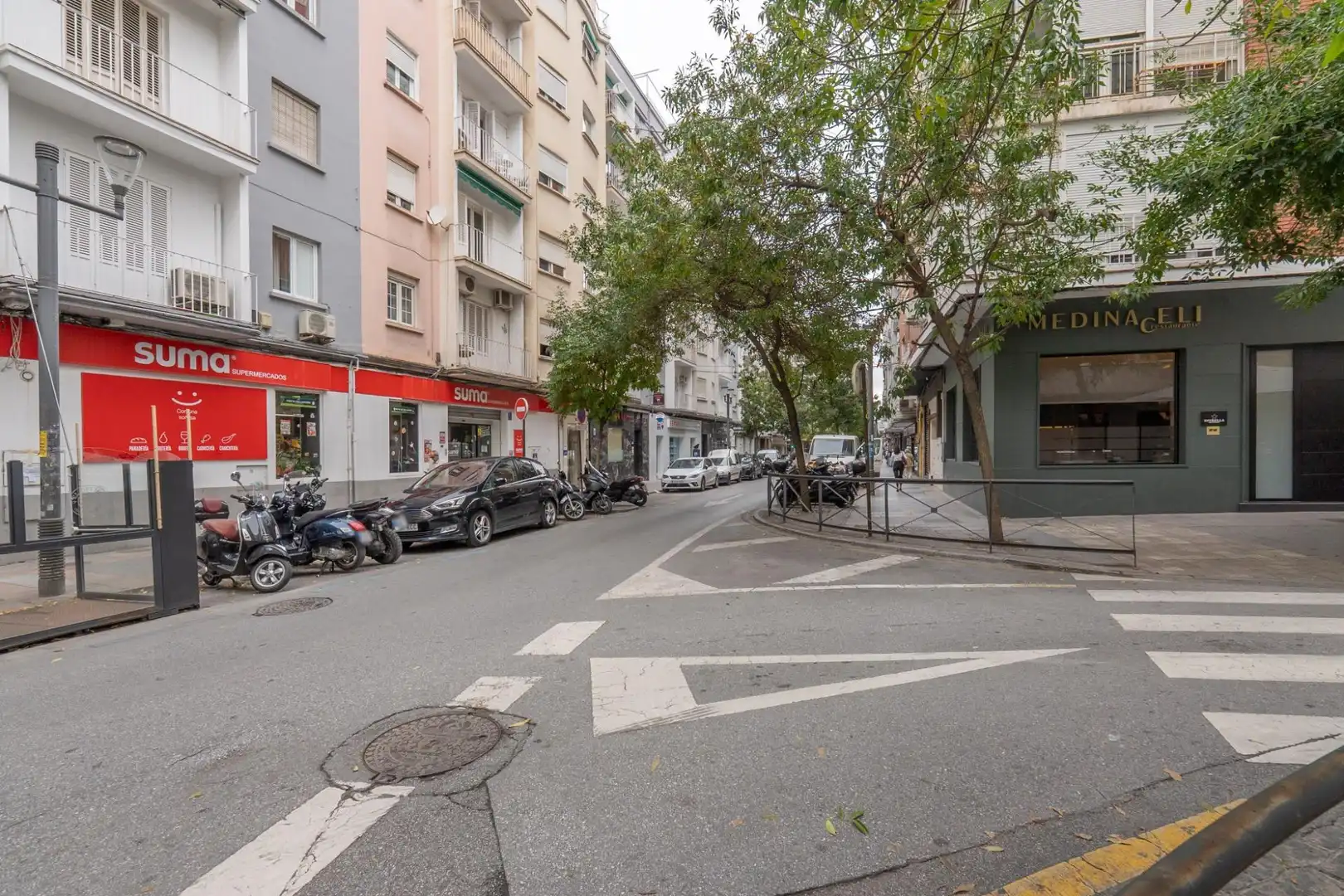 Außenansicht von Wohnung zum Verkauf in Granada mit Klimaanlage