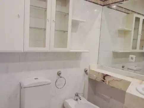 Bany de Pis en venda en Girón 