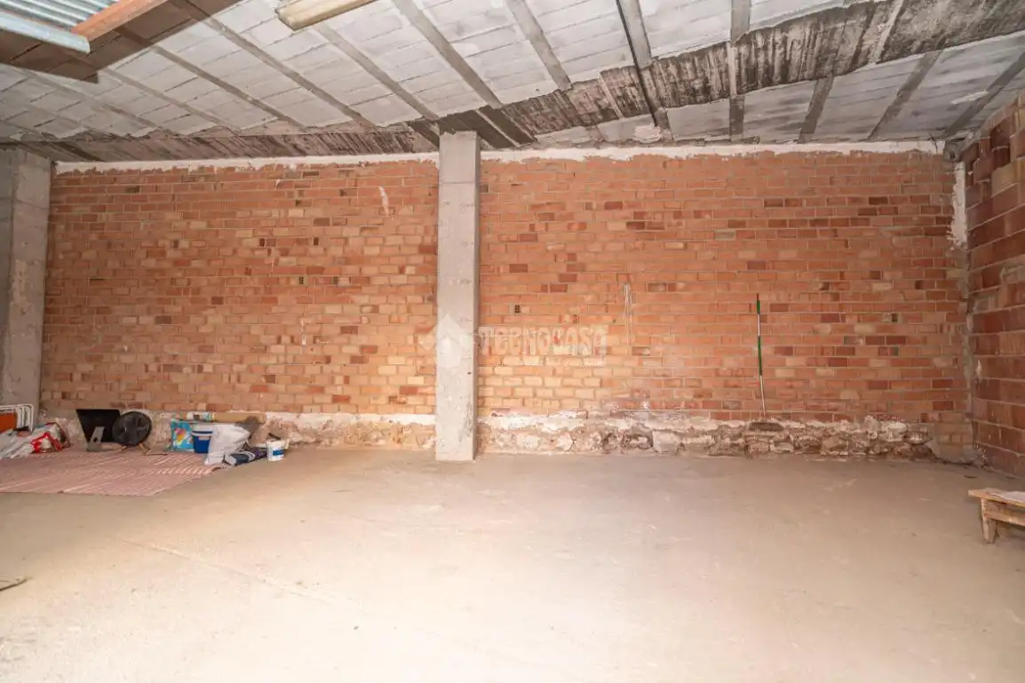Local comercial en venta en Linarejos, imagen 11