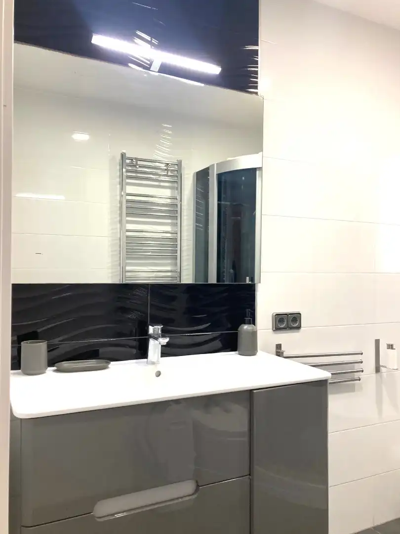 Baño de Casa o chalet en venta en Corbera de Llobregat con Aire acondicionado, Calefacción y Jardín privado