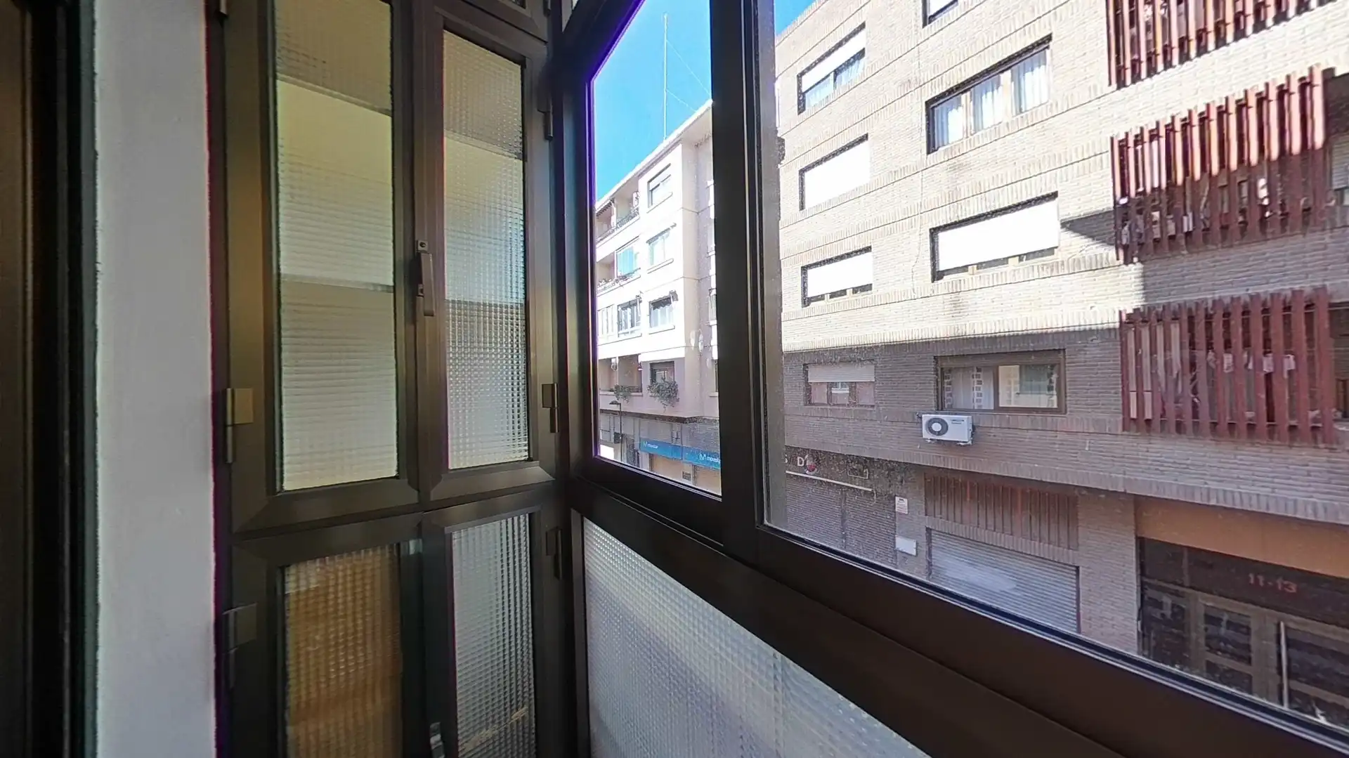 Vista exterior de Piso en venta en Zaragoza con Calefacción