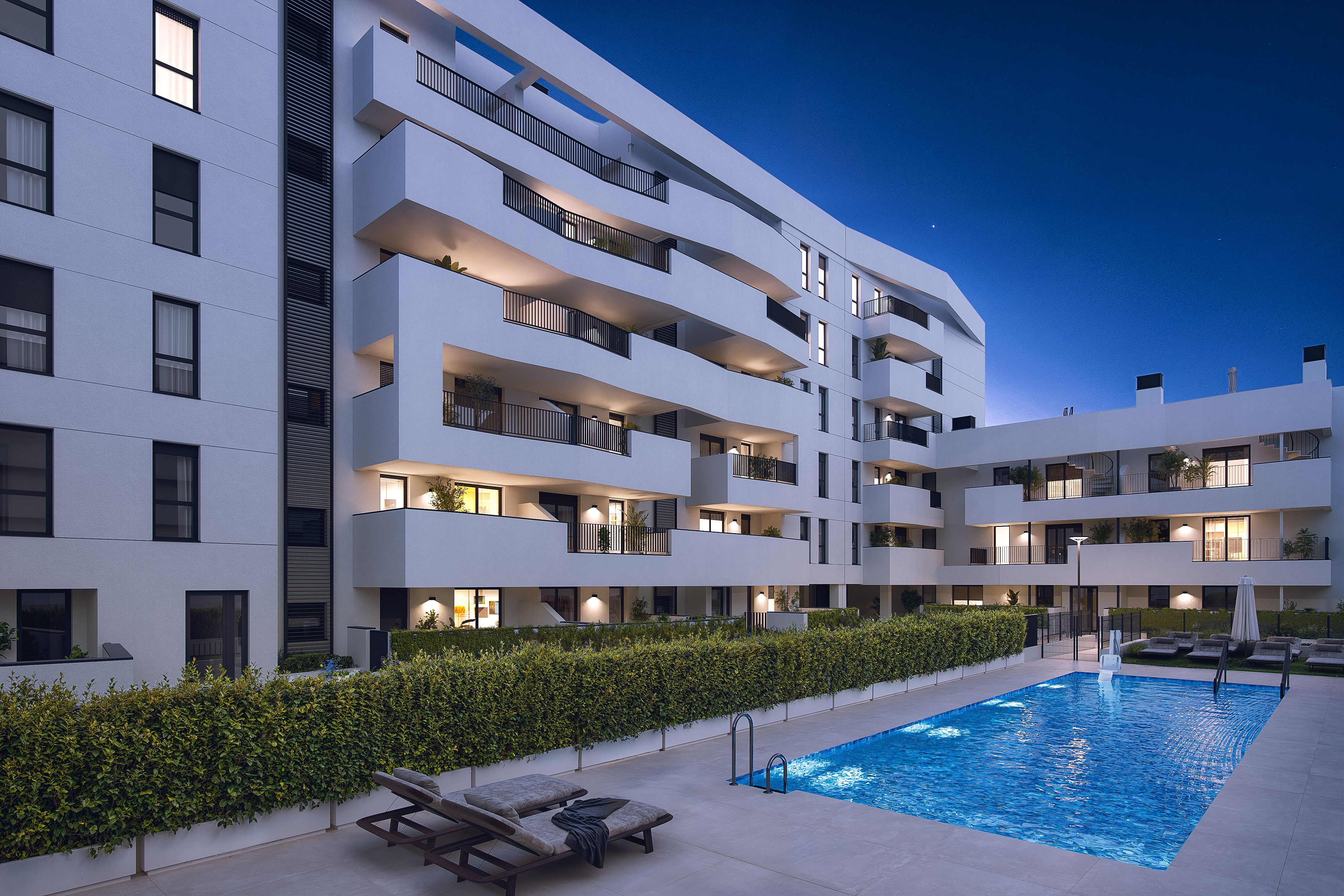 Swimming pool of Flat for sale in  Sevilla Capital  with Air Conditioner, Terrace and Storage room