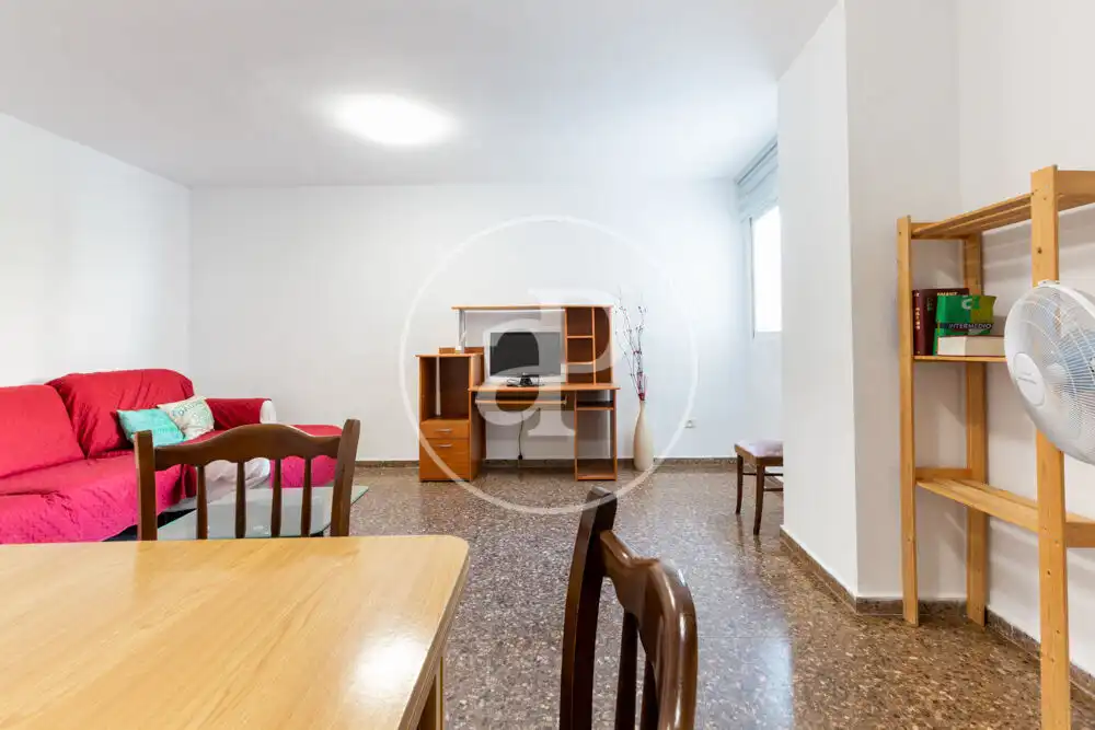 Living room of Flat for rent in Valencia  with Heating, Terrace and Furnished