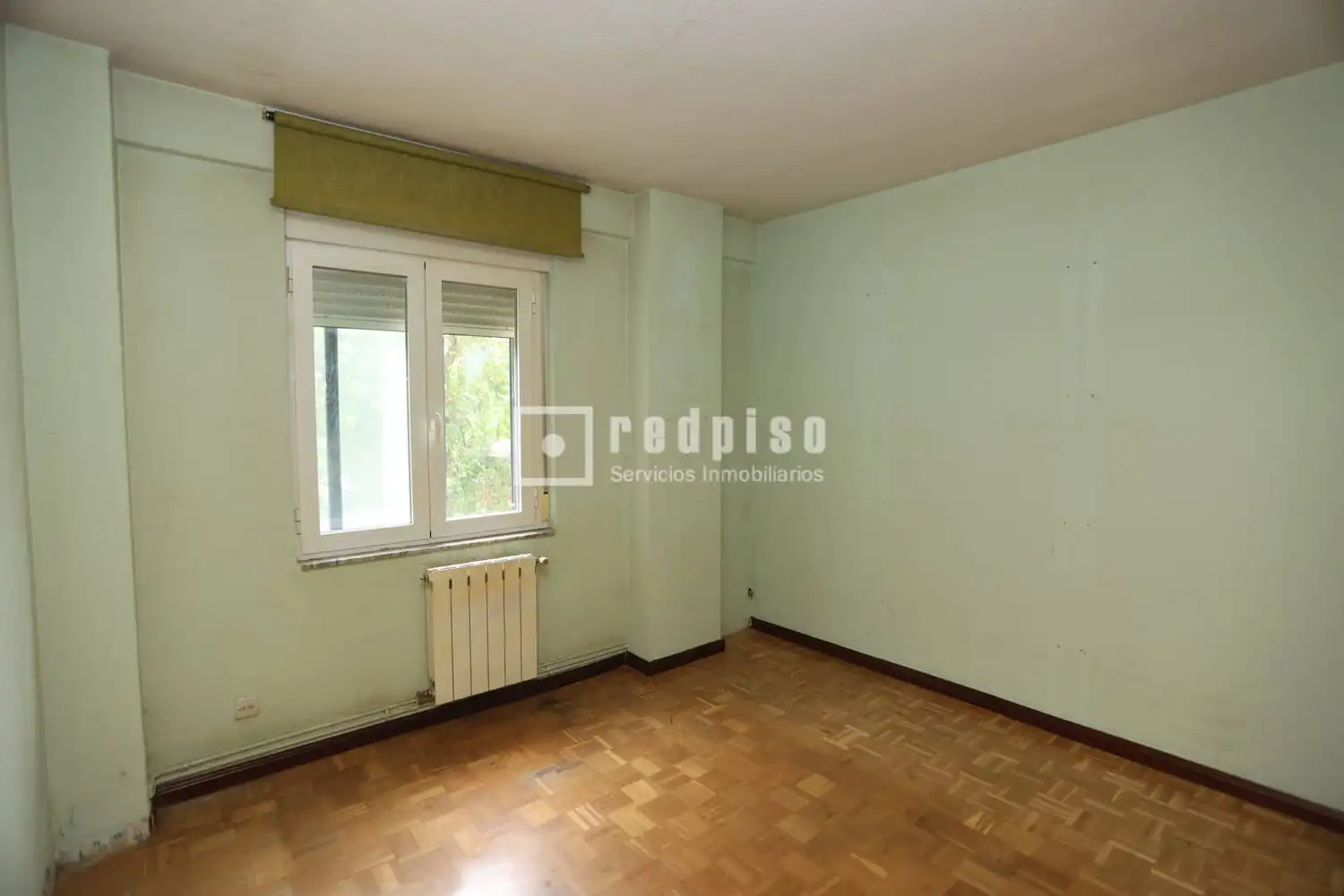 Bedroom of Flat for sale in Madrid  with Heating, Parquet flooring and Terrace
