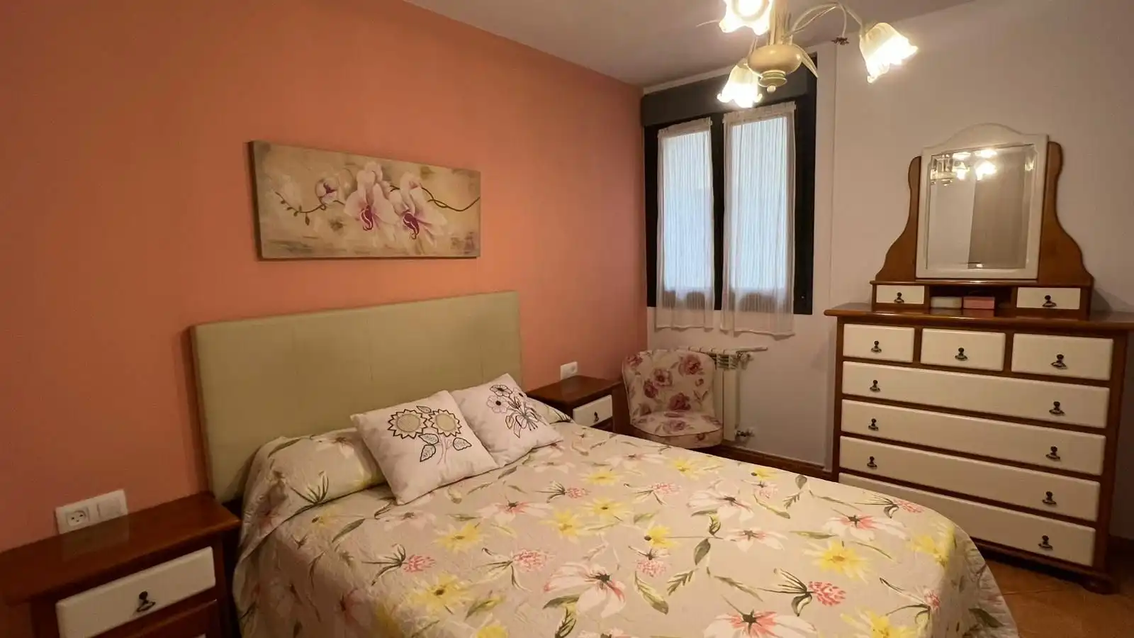 Bedroom of Flat for sale in Cangas de Onís  with Heating
