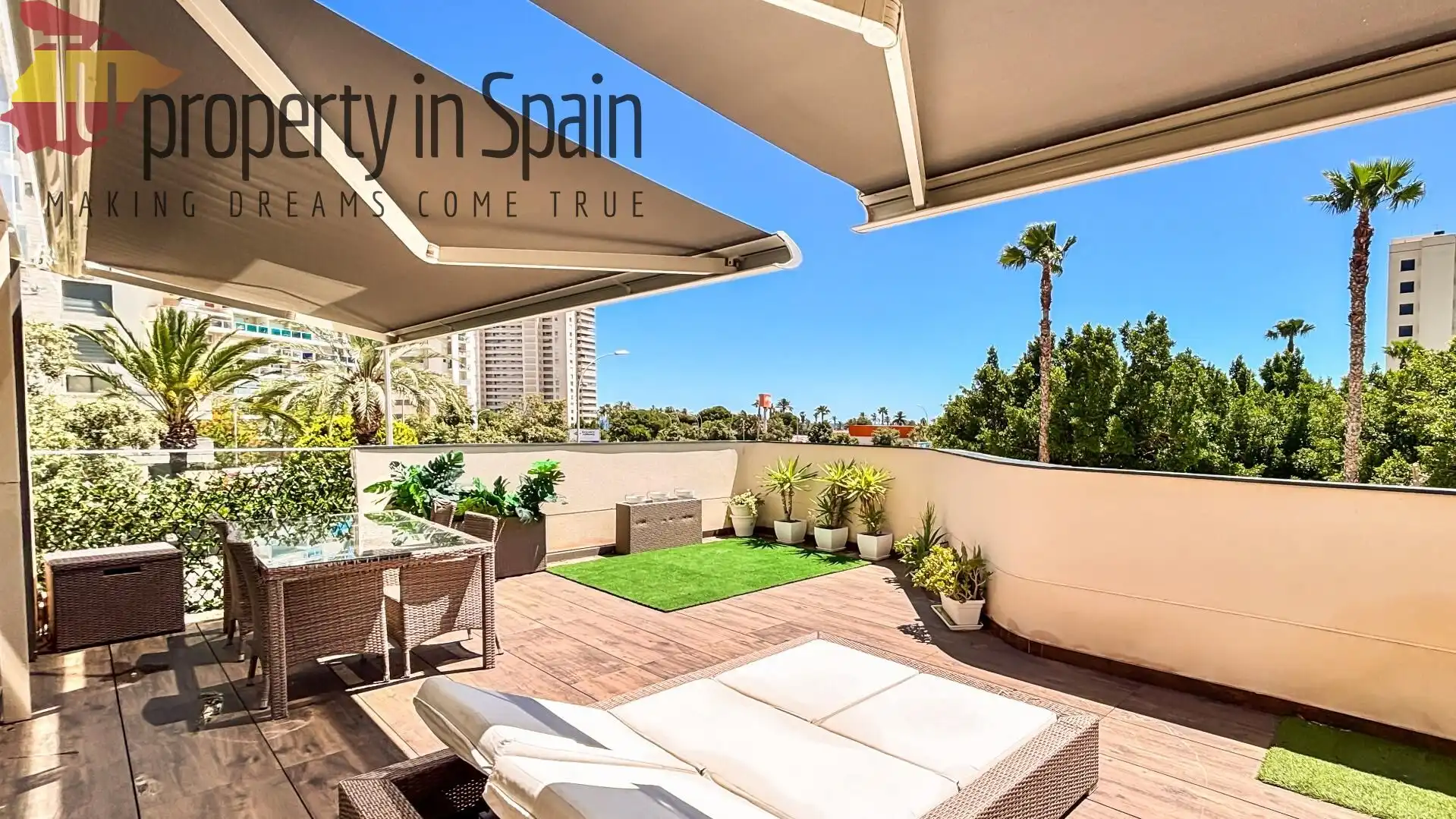 Terraza de Piso para compartir en Alicante / Alacant con Terraza, Amueblado y Piscina comunitaria