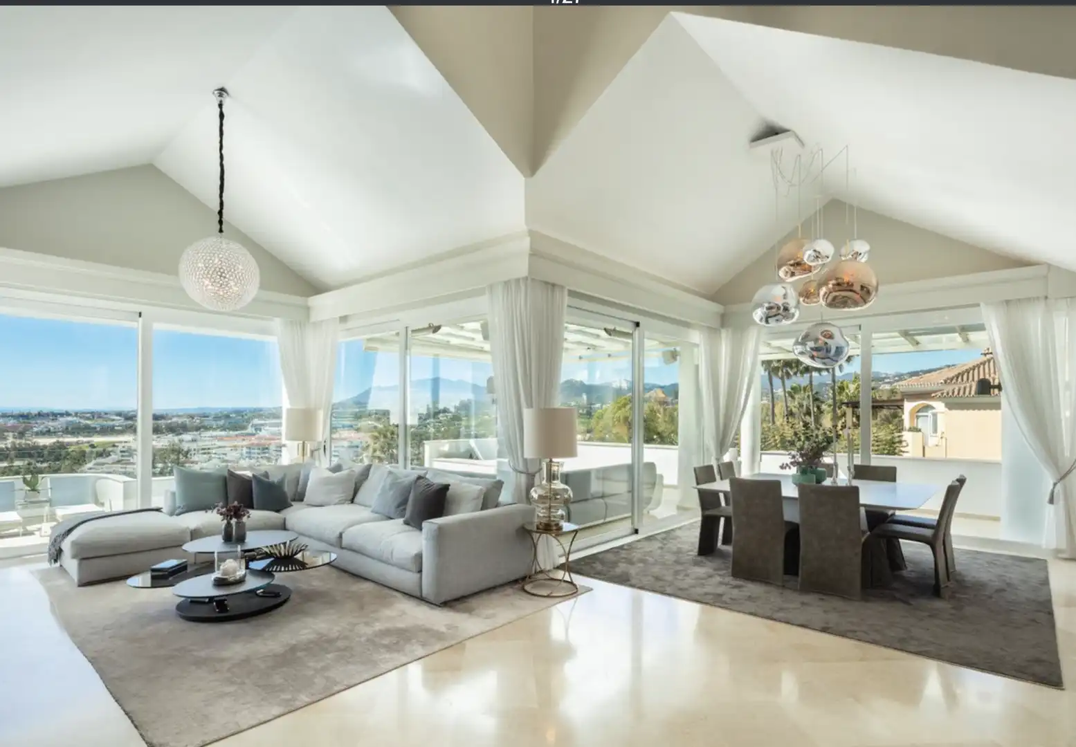 Chalet con terraza en venta en Nueva Andalucía, imagen 2