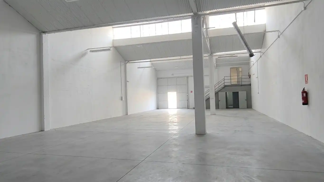 Nave industrielle à louer à Polígono Pignatelli 27D, imagen 7