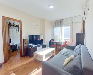 Living room of Flat for sale in Sabadell  with Air Conditioner, Furnished and Washing machine