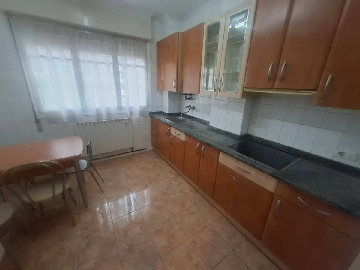 Cocina de Piso en venta en Vitoria - Gasteiz con Calefacción, Parquet y Terraza